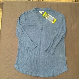 **NWT** WOMEN’S V-NECK ORVIS TOP~SZ SMALL